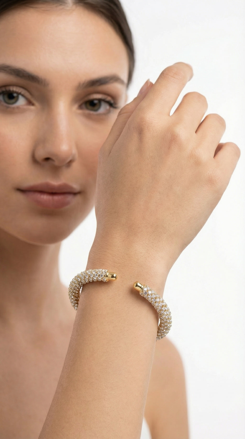 Pulsera en cristales dorados