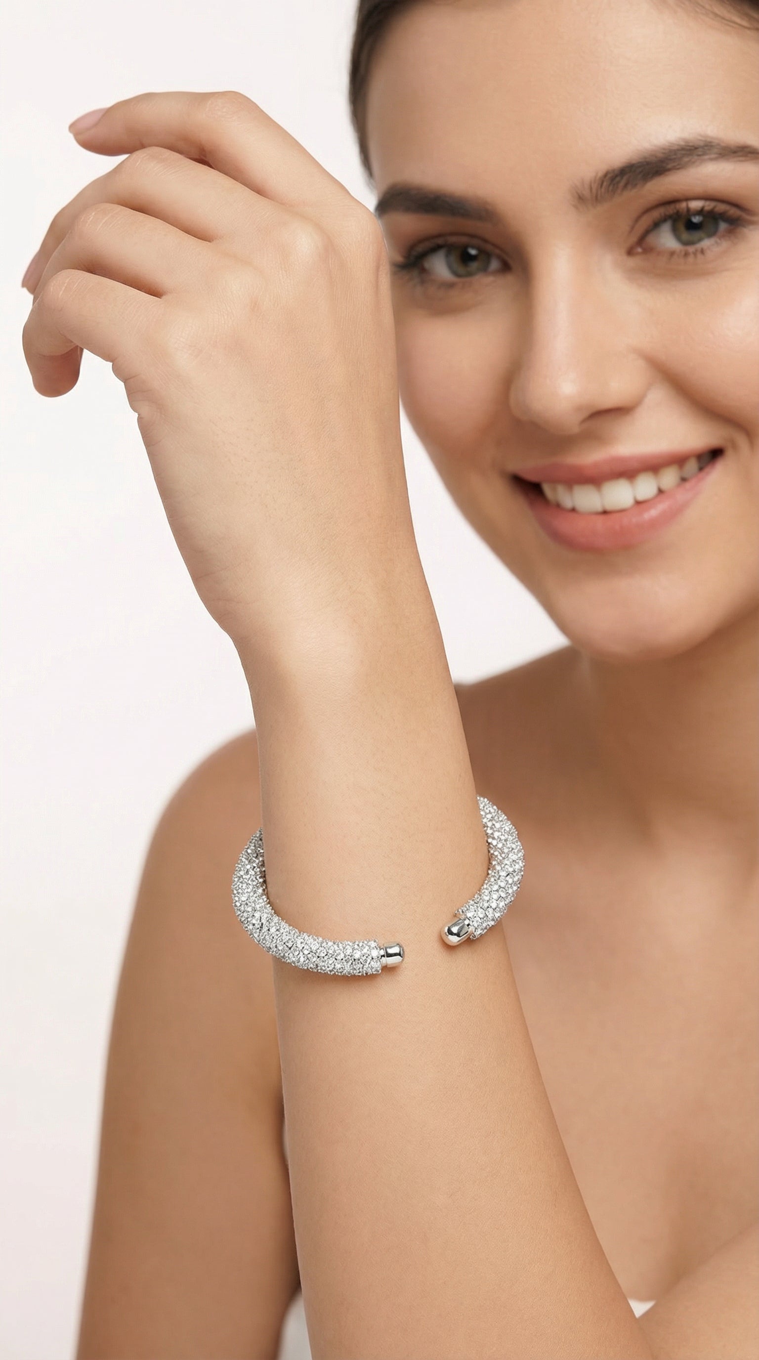 Pulsera de cristales en plata